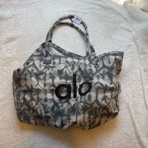 Alo Yoga Bag